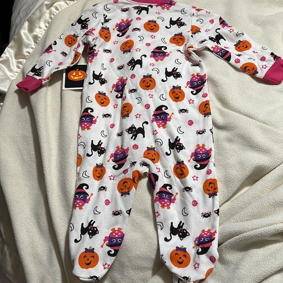 Halloween Sleep and Play Onesie - Picture 3 of 4